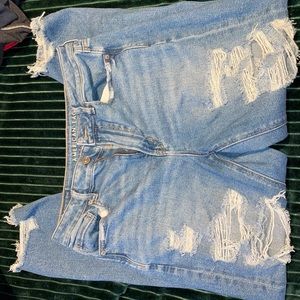 American Eagle Mom jeans size 8 regular